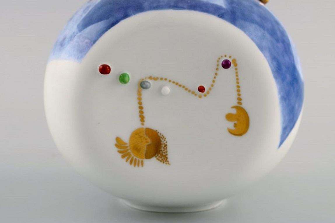 Silvia Klöde And Alfred Weber For Meissen, Surrealistic Vase photo vinterior