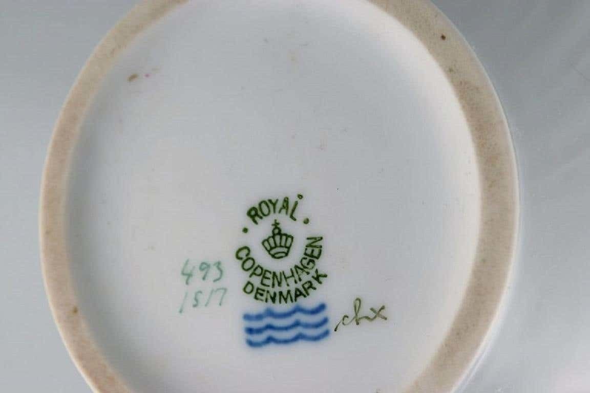 Royal Copenhagen Saxon Flower Coffee Pot In Hand Painted Porcelain photo 219.0