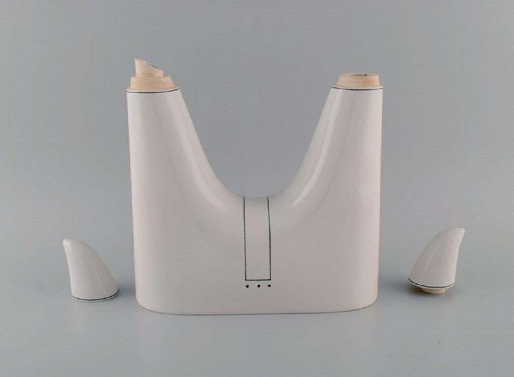 Heide Warlamis For Vienna Collection, Funkis Porcelain Teapot, Austria, 1980s photo vinterior