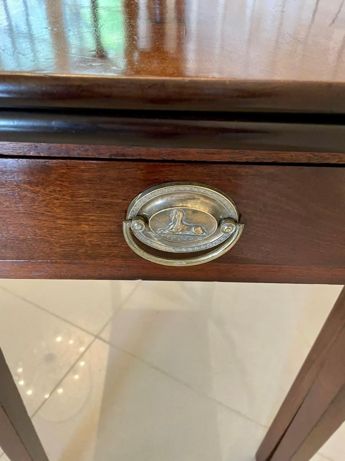 photo furniture Antique George III Quality Mahogany Inlaid Tea Table