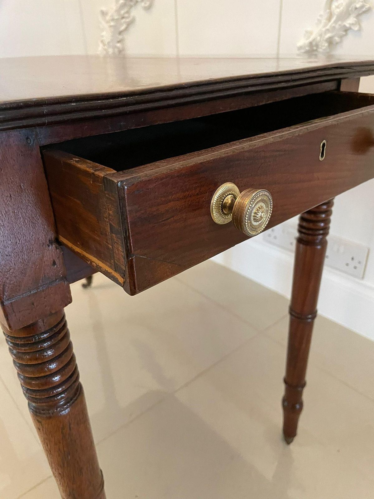 photo for sale Antique George III Quality Mahogany Pembroke Table