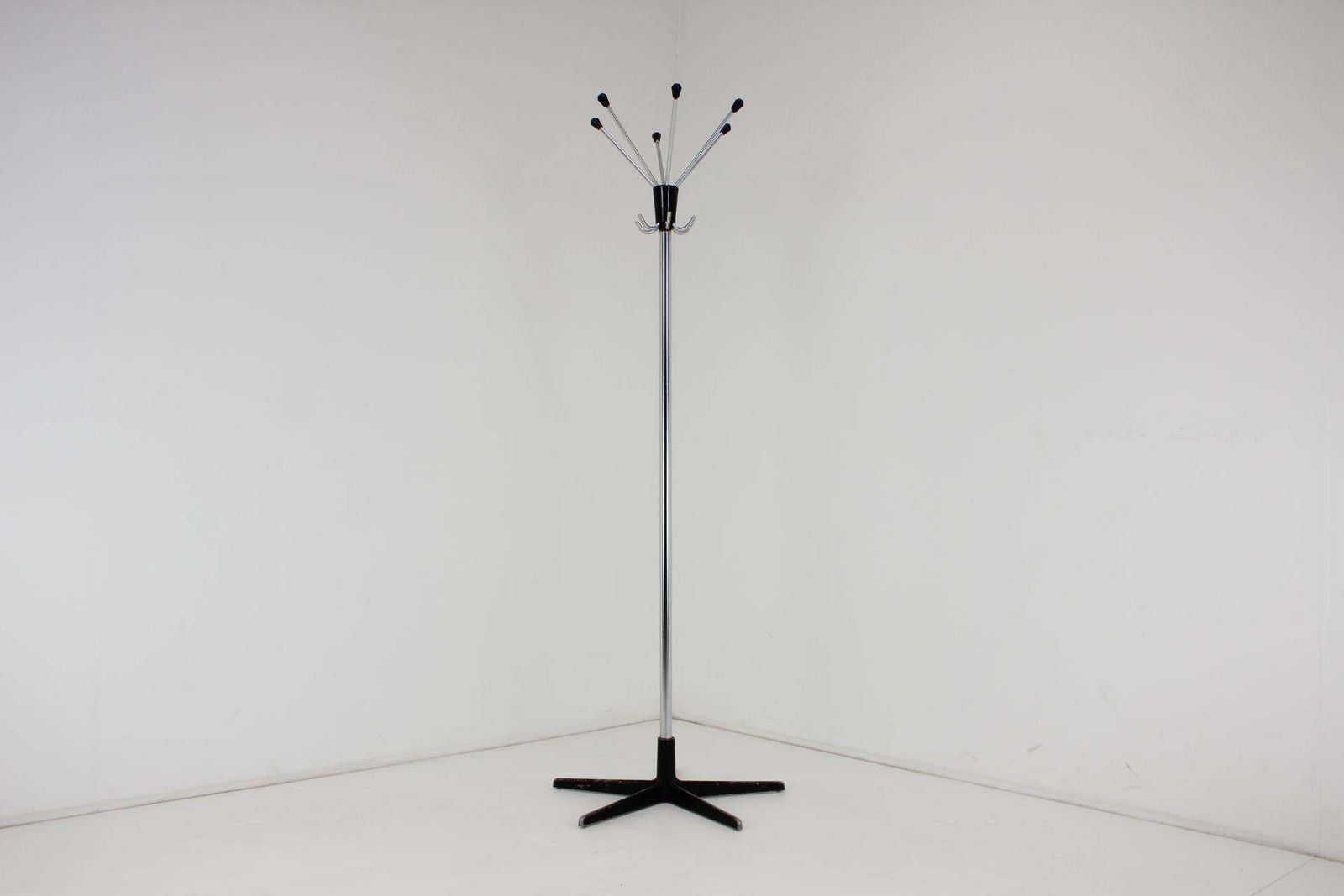 Revolving Coat Rack 1970s, Czechoslovakia photo Furniture