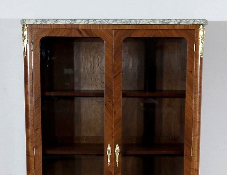 Small Showcase In Precious Wood, Transition Louis XV / Louis XVI Style, Early 20th Century photo vinterior