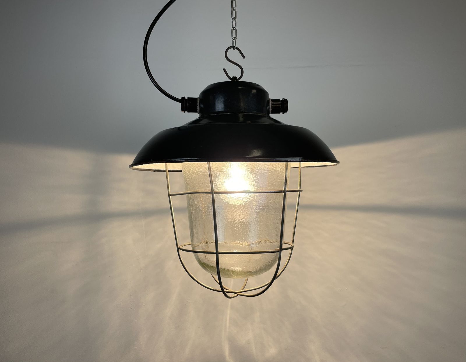photo furniture Industrial Black Enamel Factory Hanging Lamp, 1960s