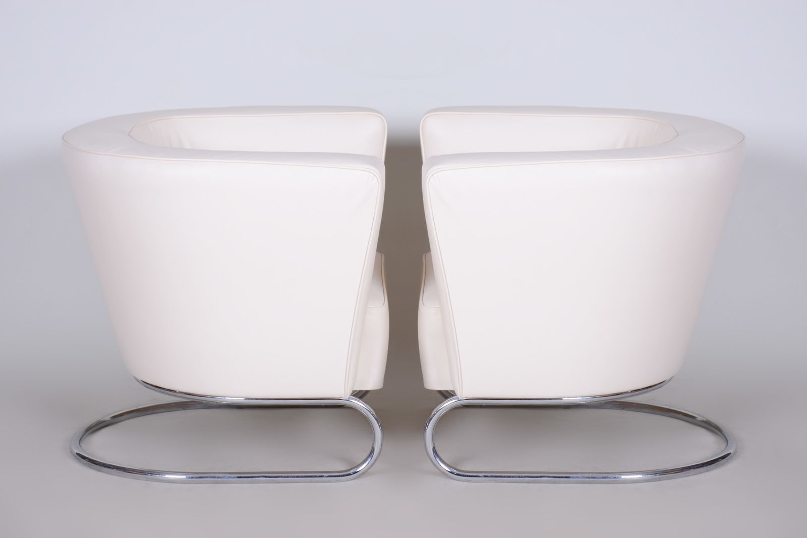 White Leather Halabala Armchairs Made In 1930s Czechia   Fully Restored photo vinterior