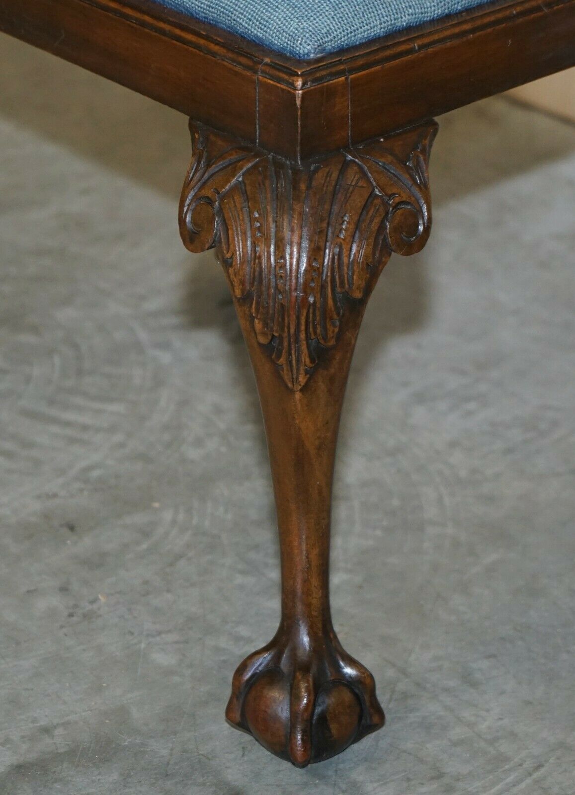 Fine Thomas Clarkson & Son Ltd Circa 1940 Hand Carved Claw & Ball Foot Stool photo vinterior