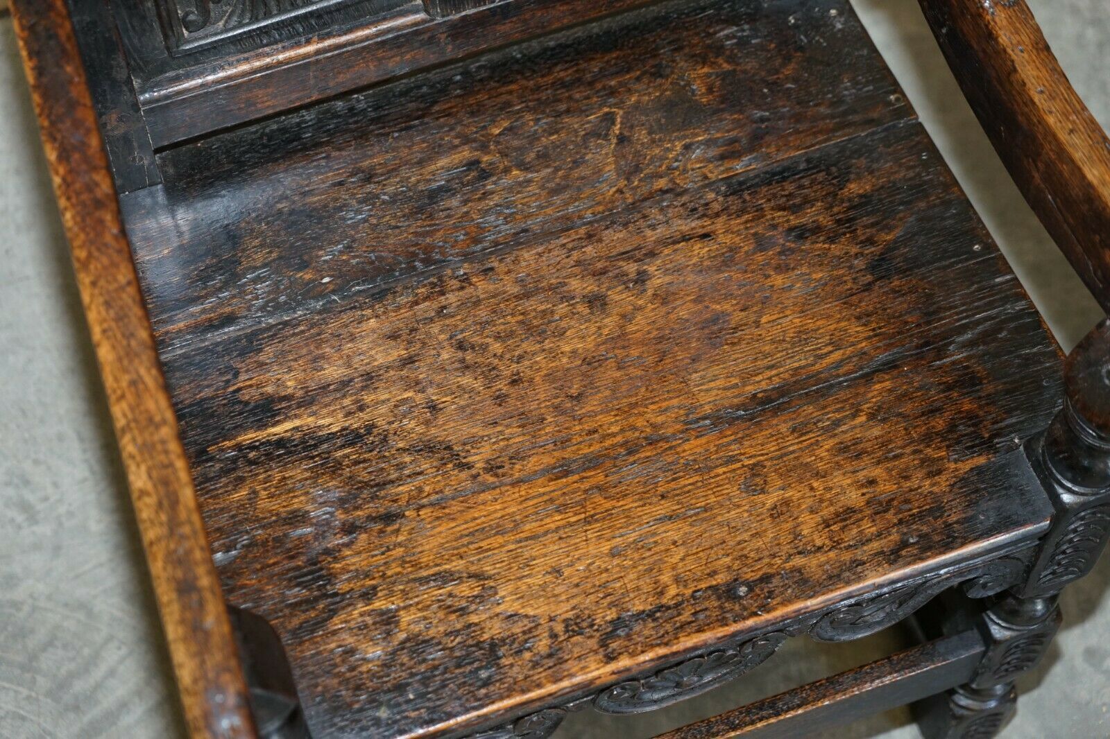 photo furniture Fine & Rare Original 18th Century 1720 Wainscot Armchair Northern England Oak