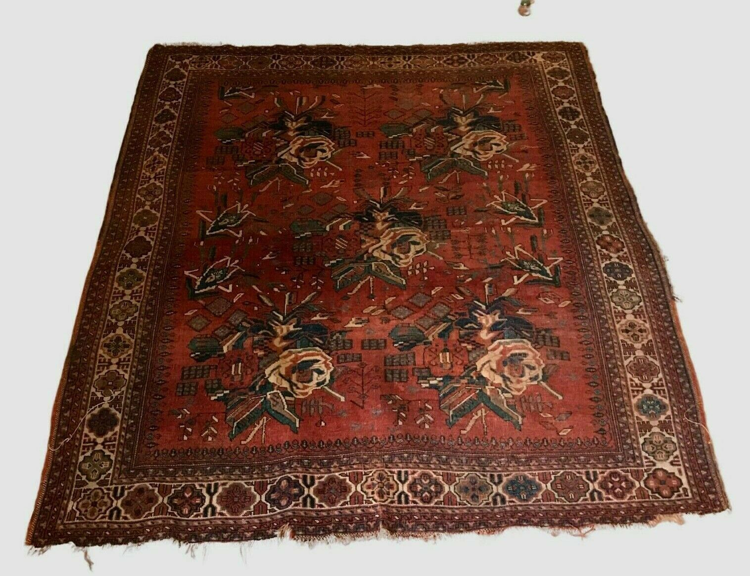 Wool Carpet With Floral Decoration XX Century