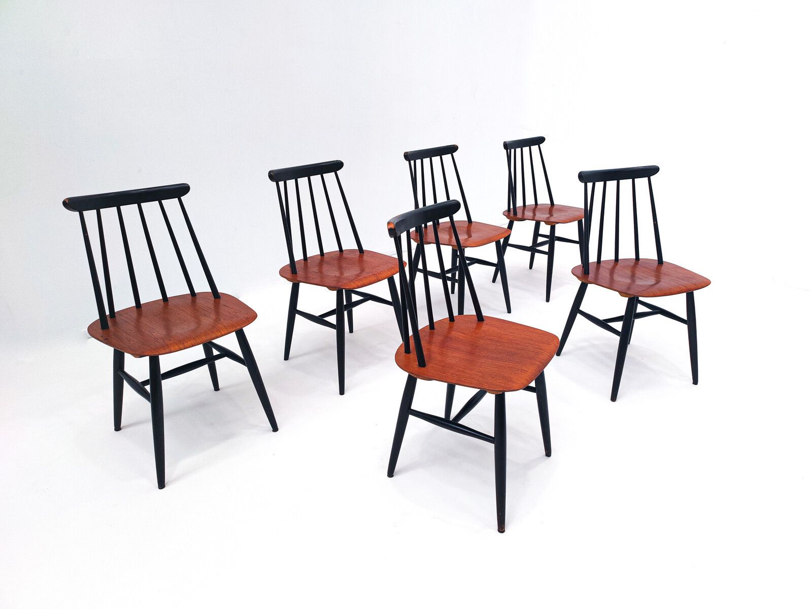 Set Of 6 'Fanett' Dining Chairs By Ilmari Tapiovaara For Edsby Verken photo furniture