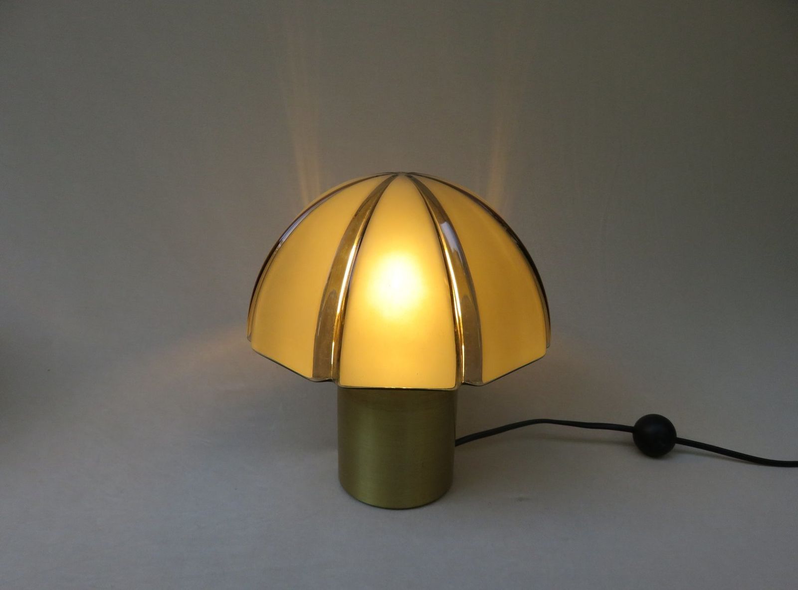 Small Mushroom Table Lamps From Peill & Putzler, 1970s, Set Of 2 photo vinterior