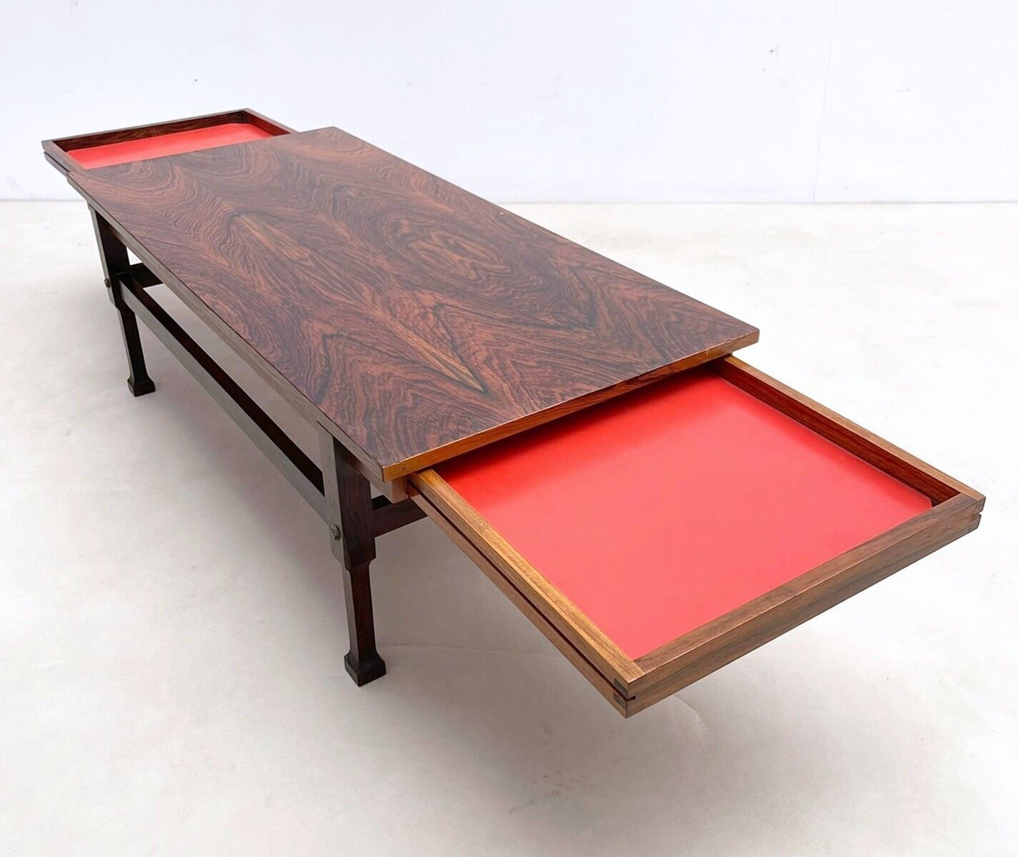 Mid Century Modern Extendable Coffee Table photo 1015.0