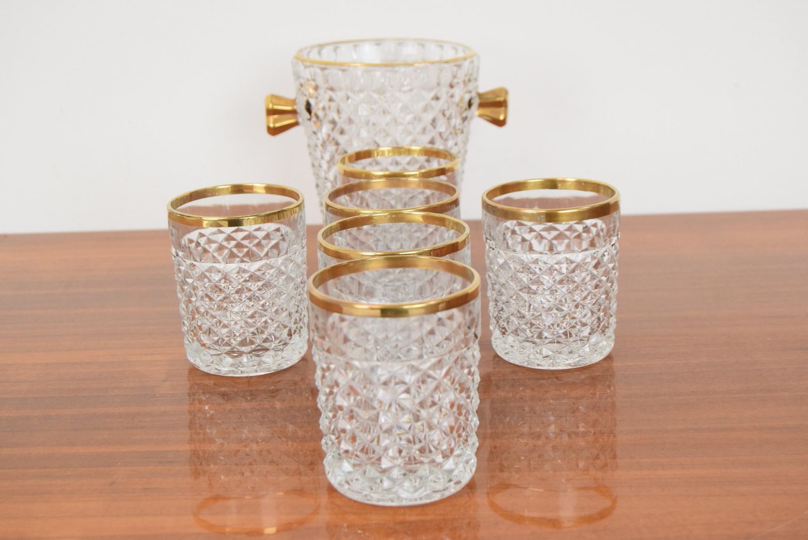 Set glaswerk/barware, mid-century, van Bohemia Crystal, ca. jaren 1960. photo Woonaccessoires