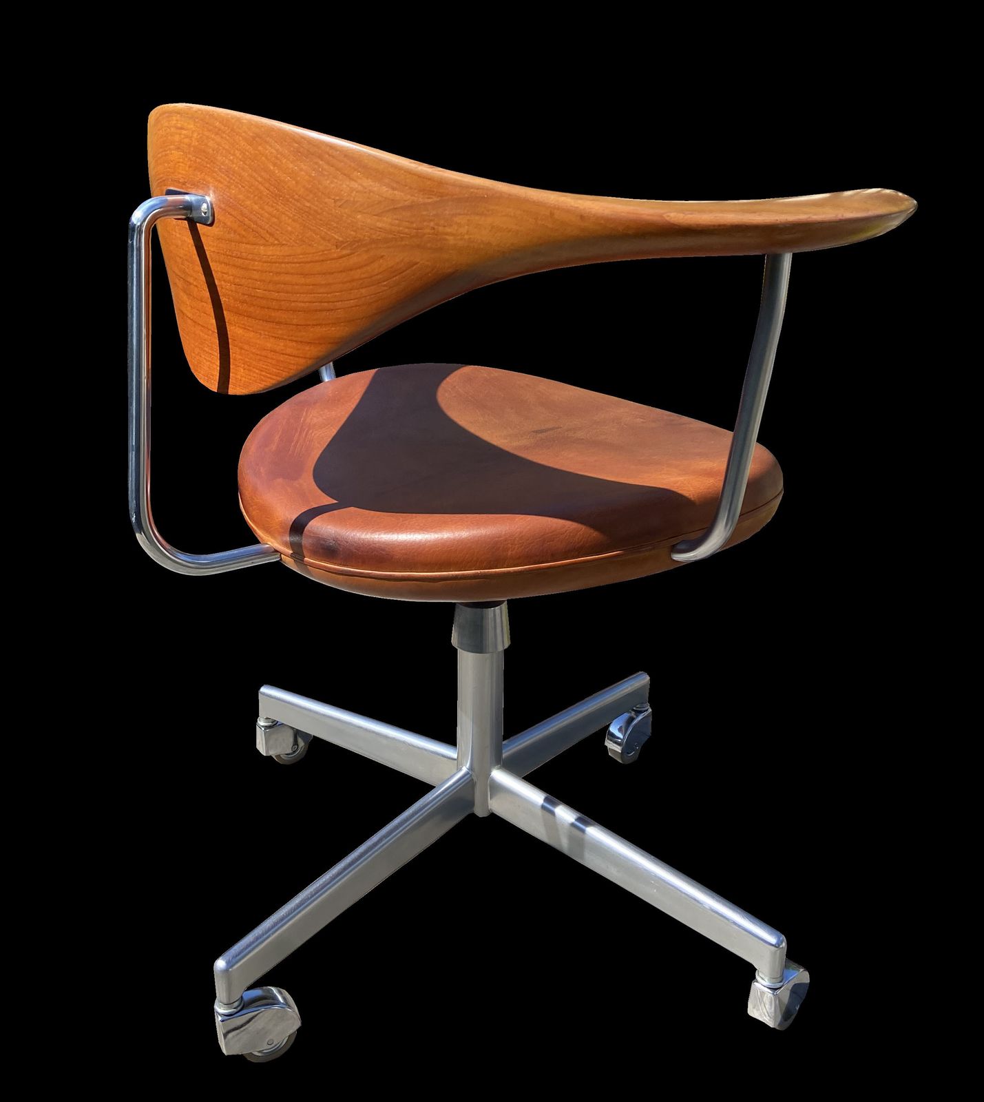 Super Rare Jh502 Swivel Chair By Hans J. Wegner For Johannes Hansen photo 19000.0