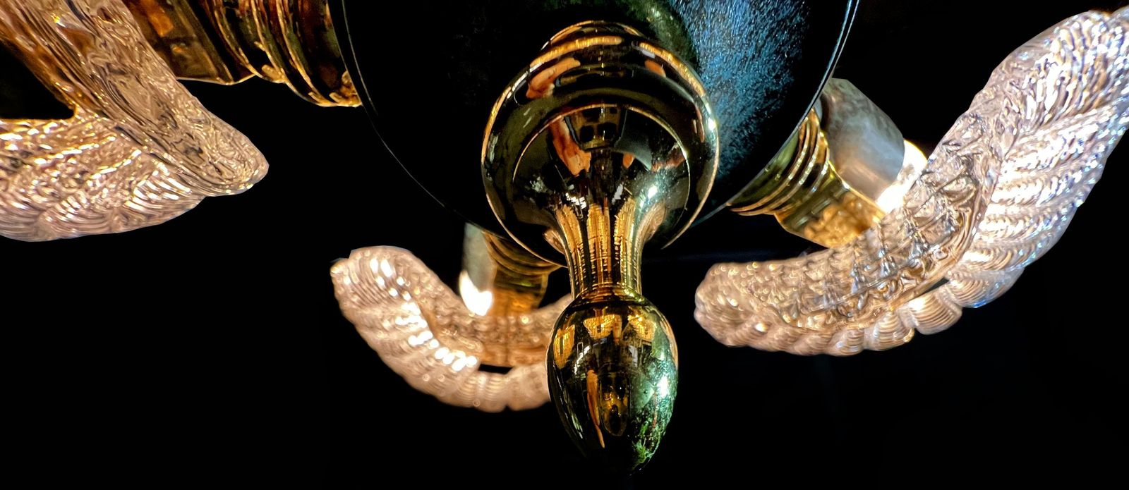 photo for sale Italian Chandelier Five Leaves With Golden Details, Murano 1990