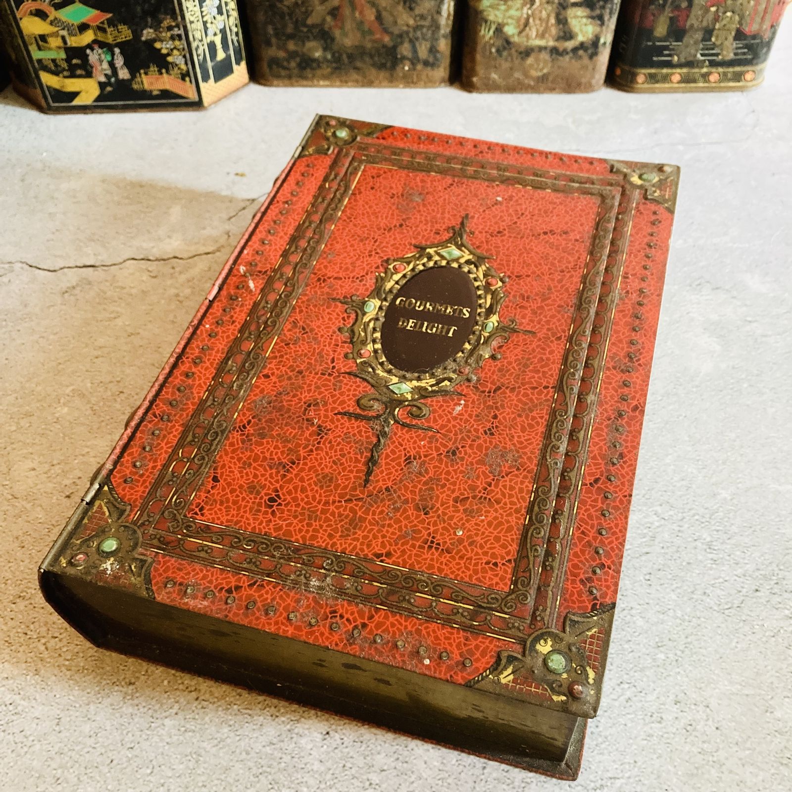 Victorian Book Shape Dutch Advertising Tin