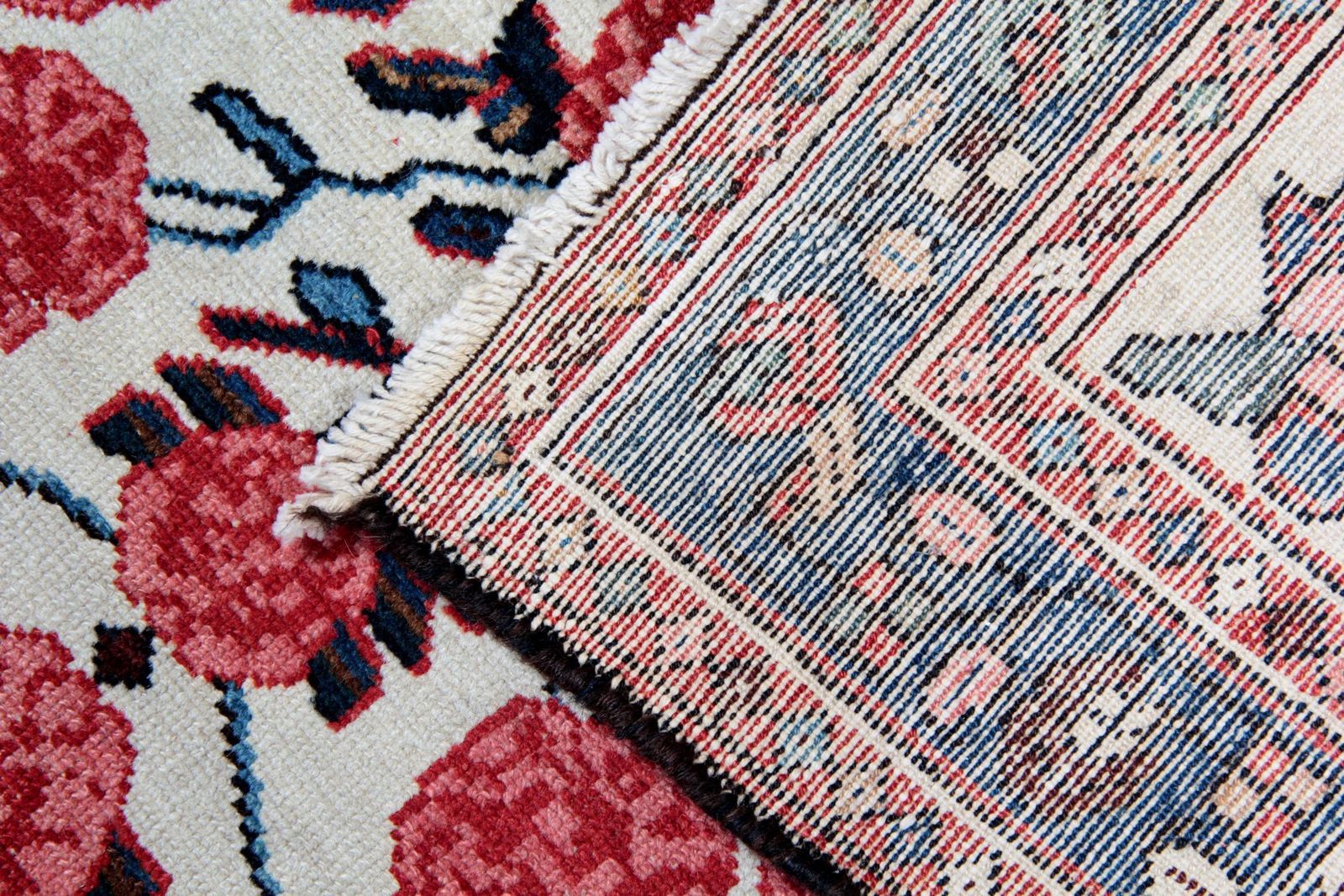 photo furniture Handwoven Carpet Floral Living Room Traditional Rug