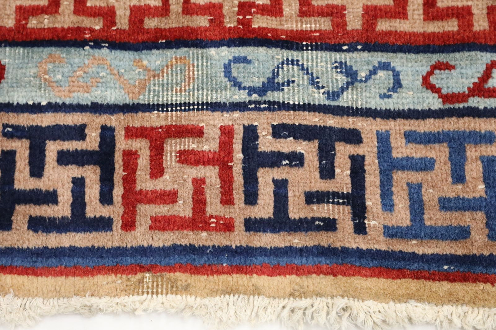 photo vinterior Antique Handmade Chinese Khotan Rug/Carpet Geometric Deco Design Knotted