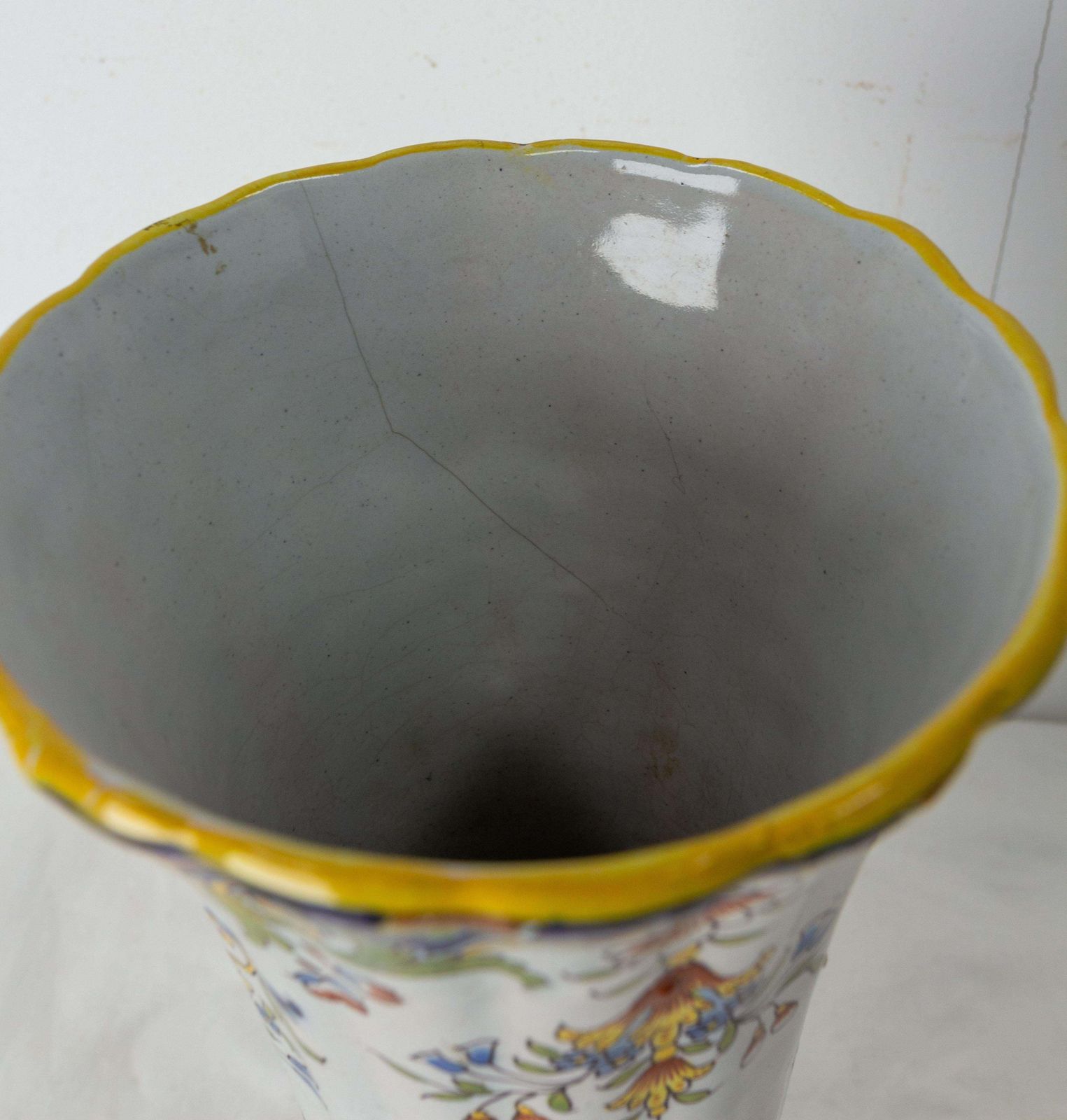 Vase en faïence Vieux Rouen à décors végétaux Art Nouveau, vers 1900 photo vinterior