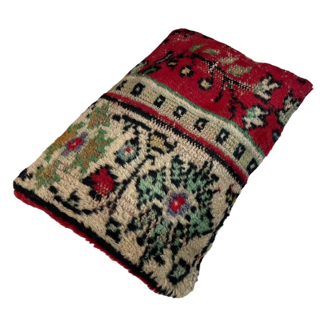 12'' X 20'' Vintage Hand Made Rug Cushion Cover, 30 X 50 Cm Decorative Rug Pillow Cover, Large Vintage Turkish Rug Cushion Cover photo furniture