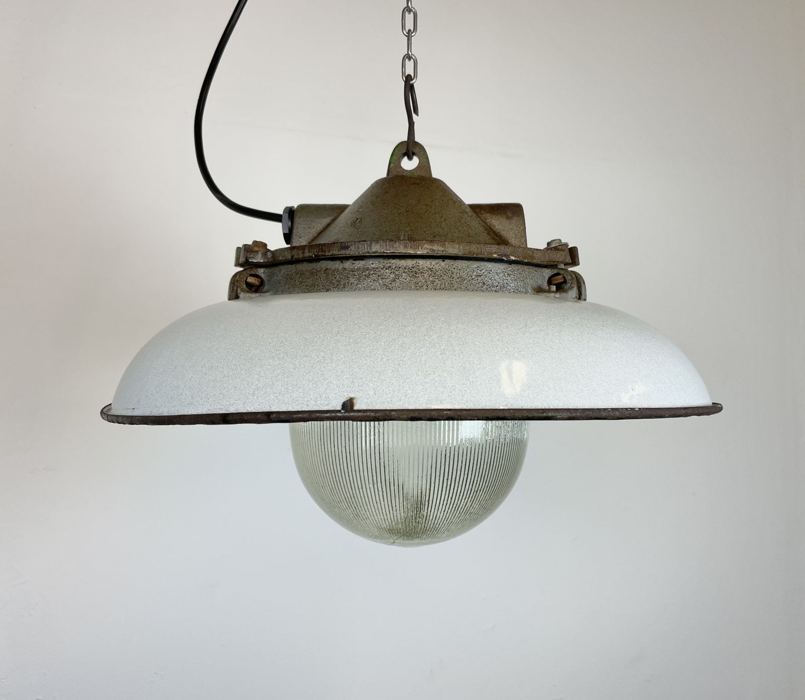 Industrial Grey Enamel Factory Pendant Lamp In Cast Iron From Zaos, 1960s, 25x photo Lighting