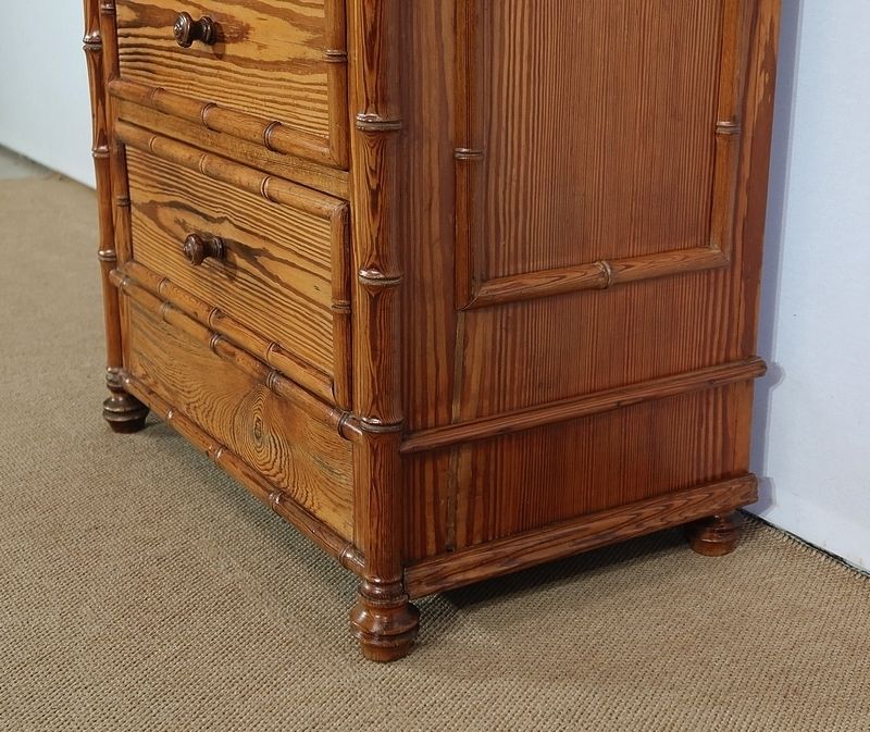 photo vinterior Bamboo Spirit Semainier In Solid Pitch Pine, Art Nouveau, 1900