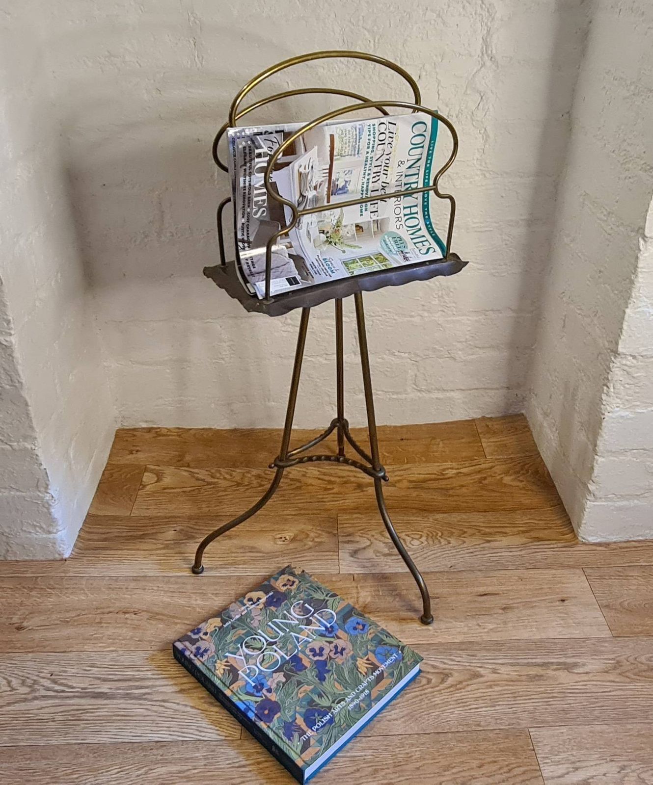 Antique Arts And Crafts Revolving Brass And Copper Magazine Rack / Book Shelf