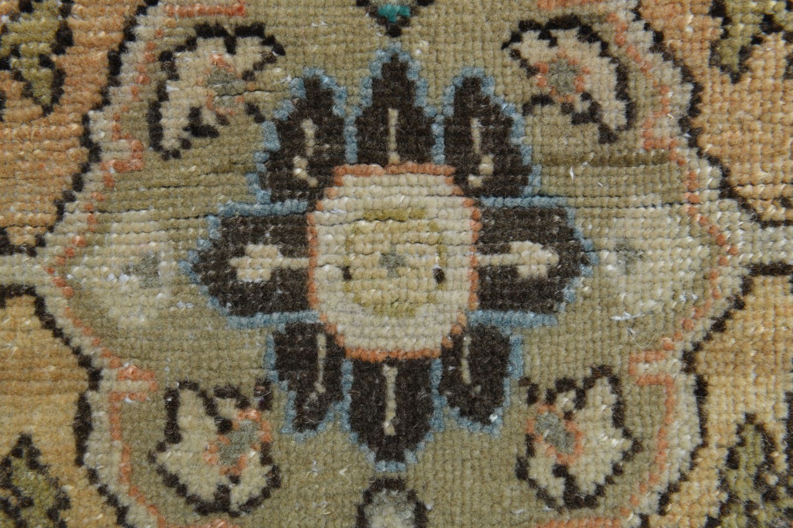4x10 Ft   Vintage Turkish Runner, Oushak Carpet, Handmade Wool Rug, Floral Hallway Rugs, Farmhouse Decor, One Of A Kind, Made In Anatolia photo Textiles