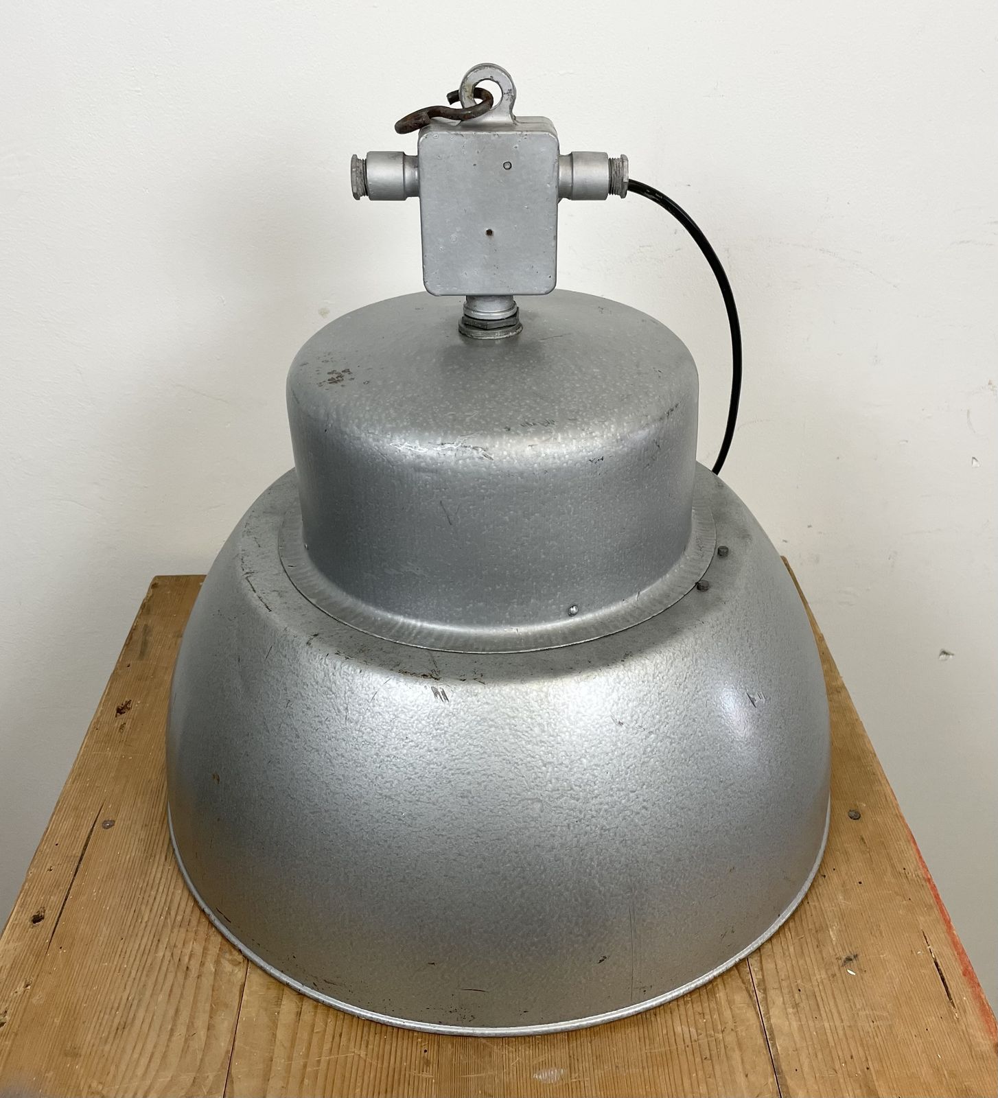219.0 Industrial Polish Factory Pendant Lamp From Mesko, 1970s, 2x photo
