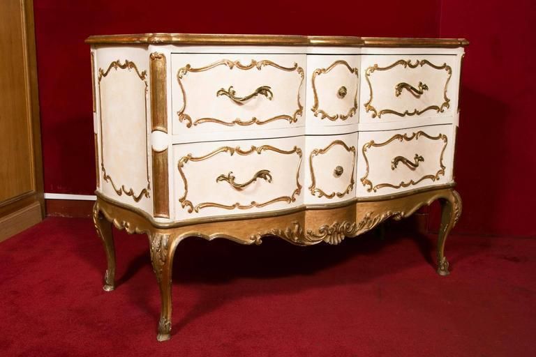 Italian Commode From The 1950s, Painted And Gilded, Very Well Made photo 6125.6