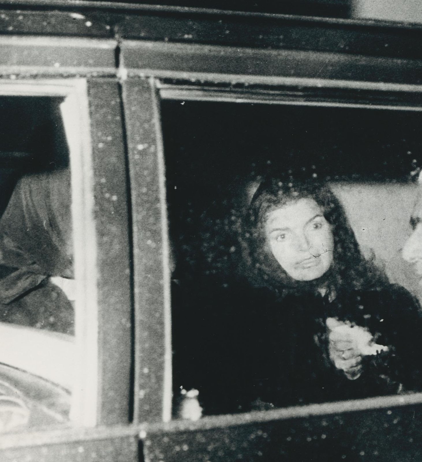 Unknown Jackie And Aristoteles Onassis; Car; Paris 1973, 19,9 X 30,4 Cm photo for sale