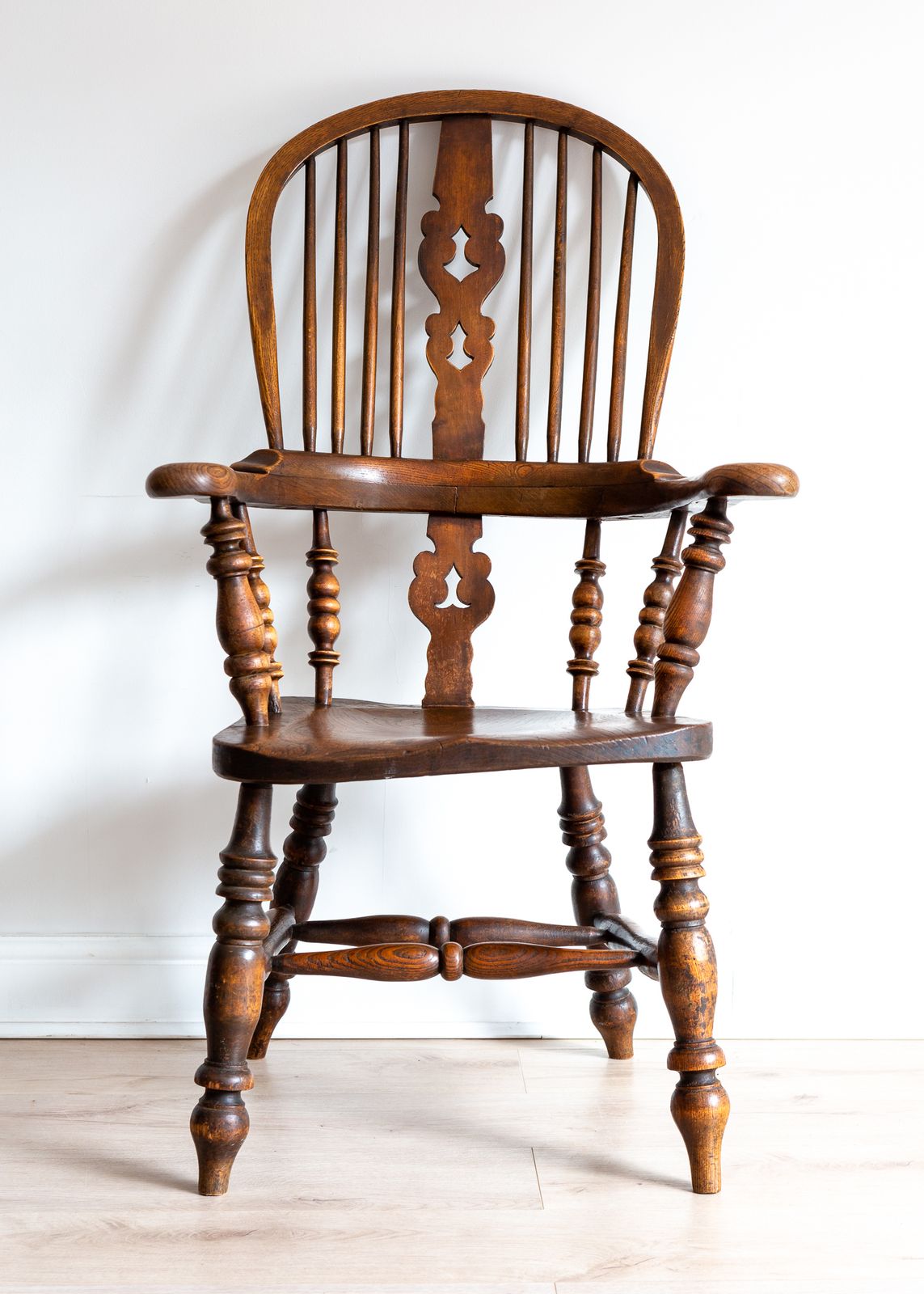 photo furniture Unique 19th Century Stamp Marked Broad Arm Antique Yorkshire Windsor Chair