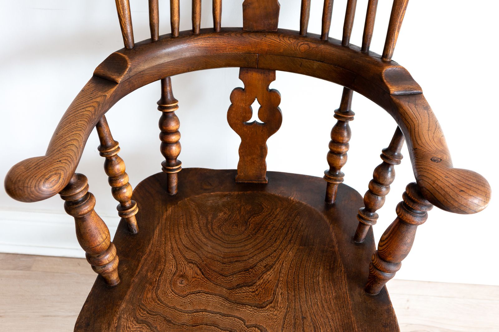 Unique 19th Century Stamp Marked Broad Arm Antique Yorkshire Windsor Chair photo furniture
