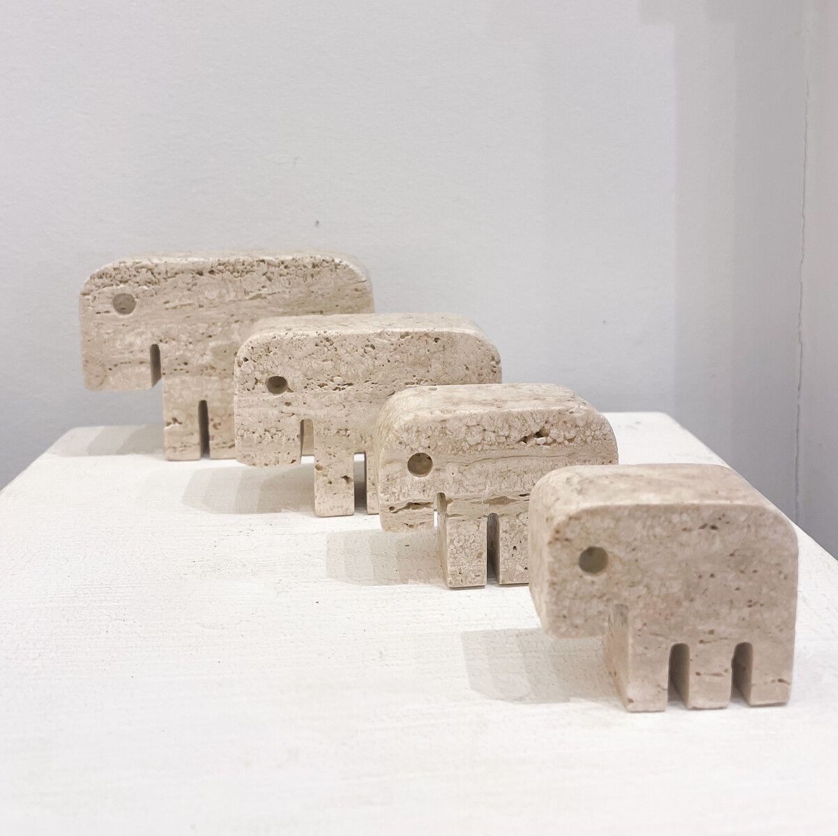 Set Of 4 Travertine Elephant Sculptures By Fratelli Mannelli