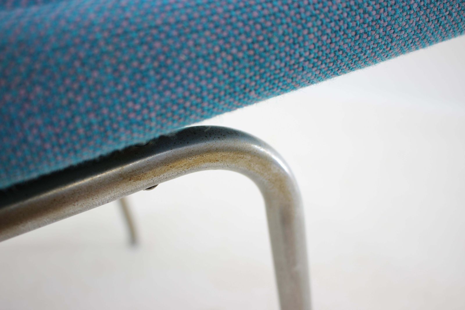 photo vinterior Hans J. Wegner Airport Lounge Chairs Voor A.P. Stolen, Ca. Jaren 1960 – Set Van 4