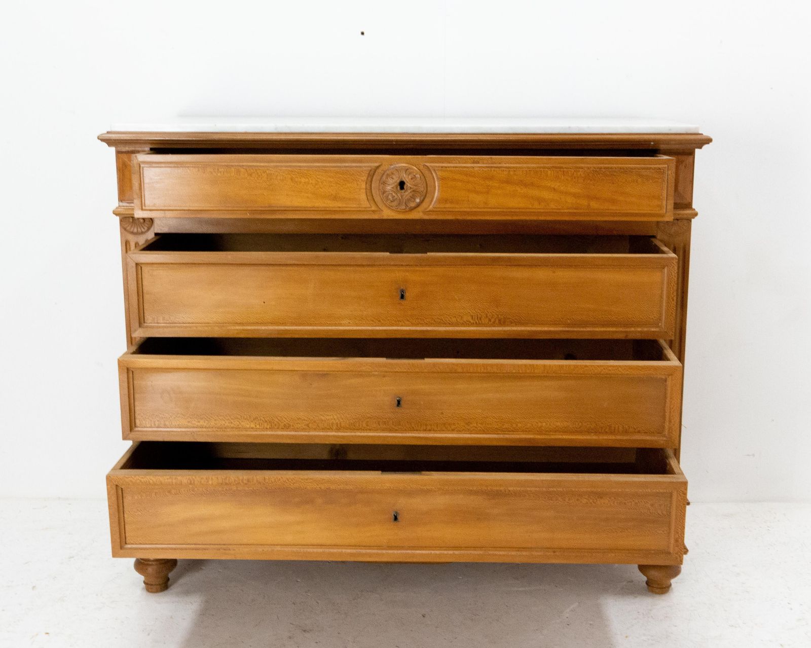 Commode Louis-Philippe, plateau en marbre, XIXe siècle photo vintage