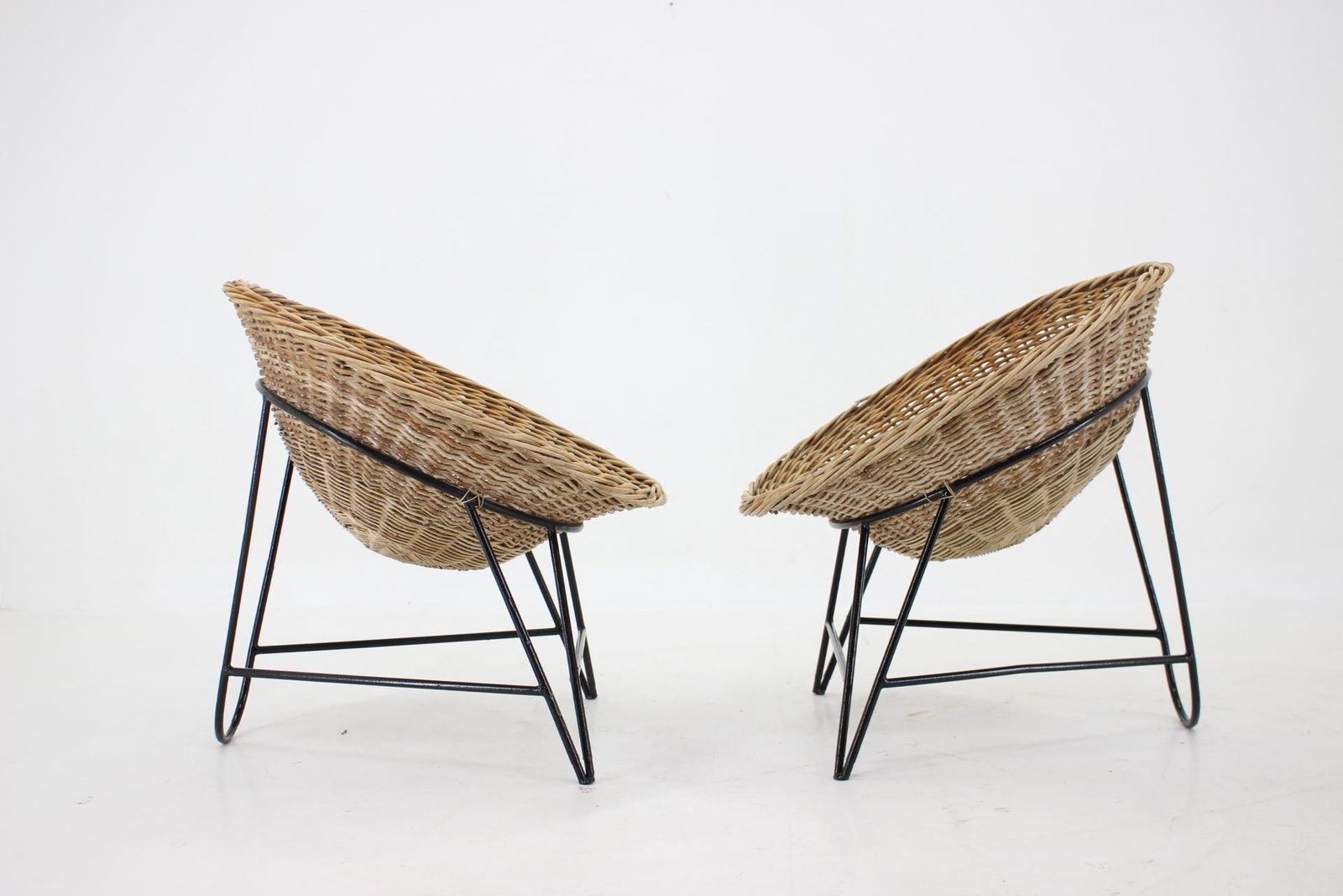 1960s Pair Of Rattan Woven Basket Chair With Hairpin Legs photo for sale