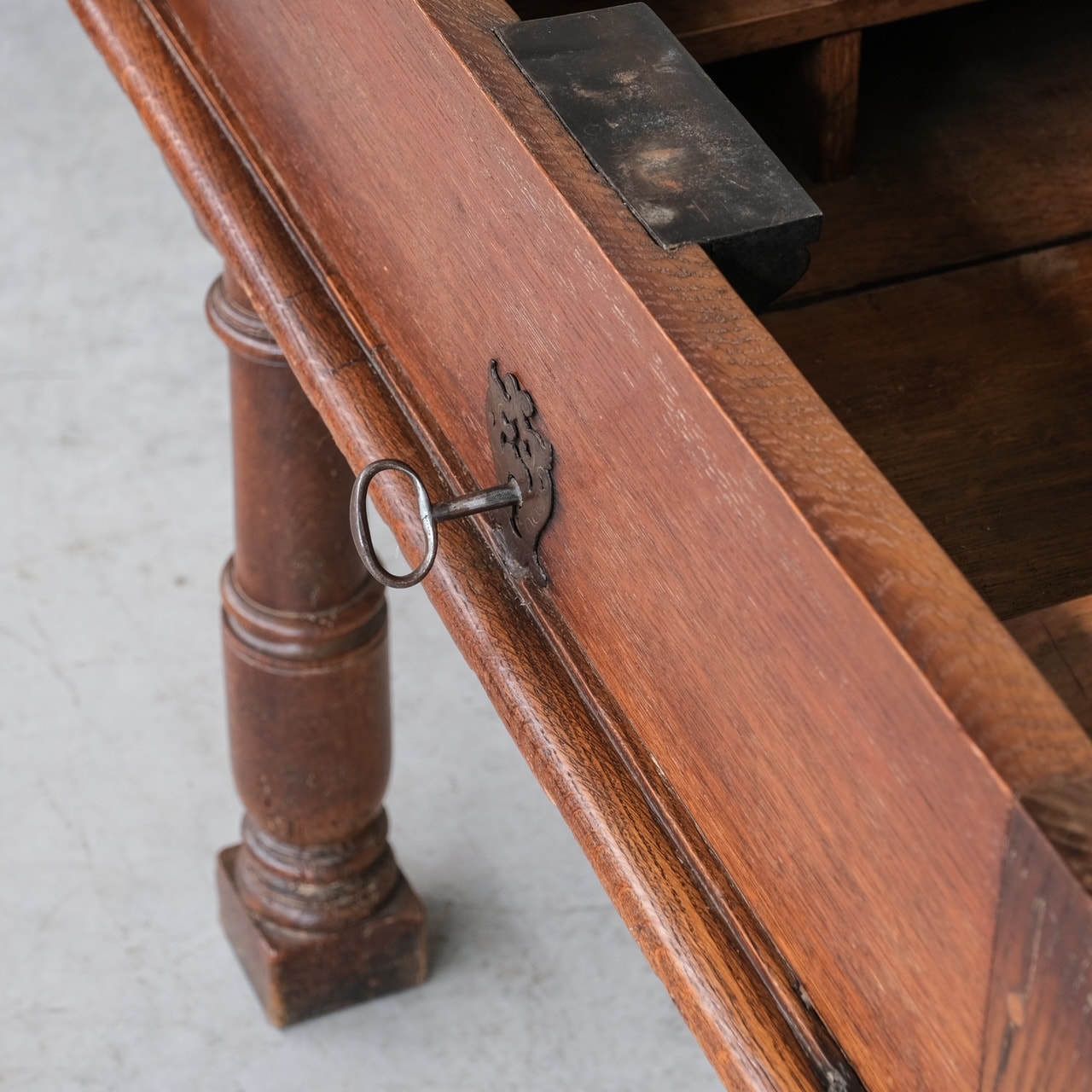 Antique Italian Money Changers Desk With Hidden Storage photo vinterior