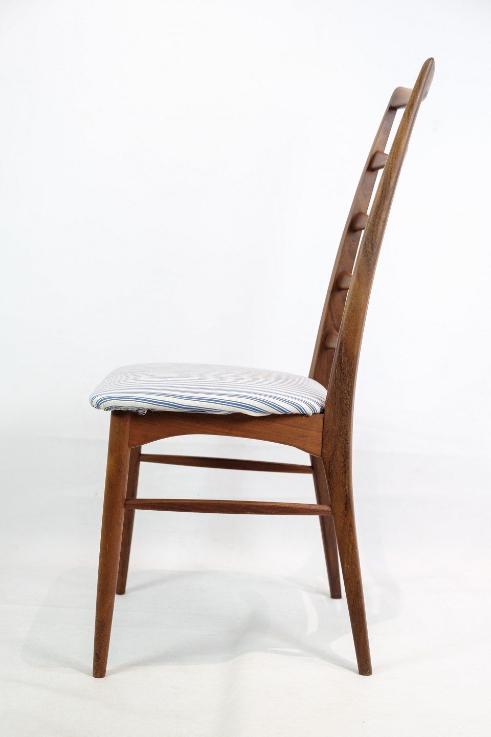 Four Chairs, Model Lis, Niels Koefoed, 1960 photo vinterior