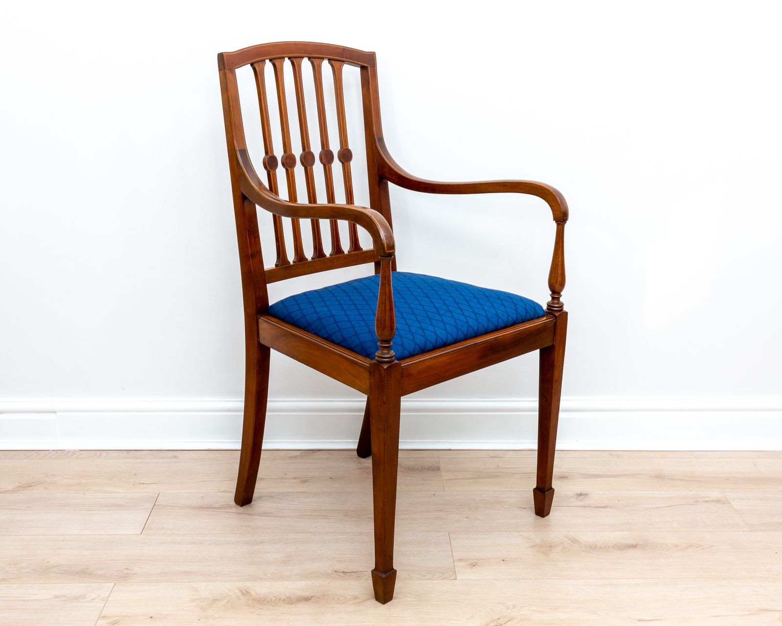 Fine English Regency Sheraton Revival Antique Mahogany Inlaid Armchair