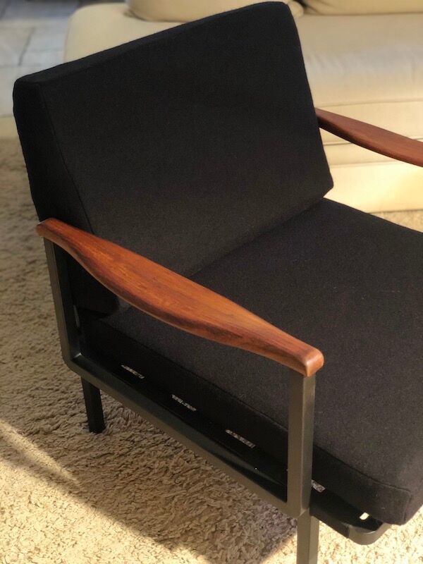 Fauteuil P24 Par Osvaldo Borsani Pour Tecno 1961 photo 1618.0