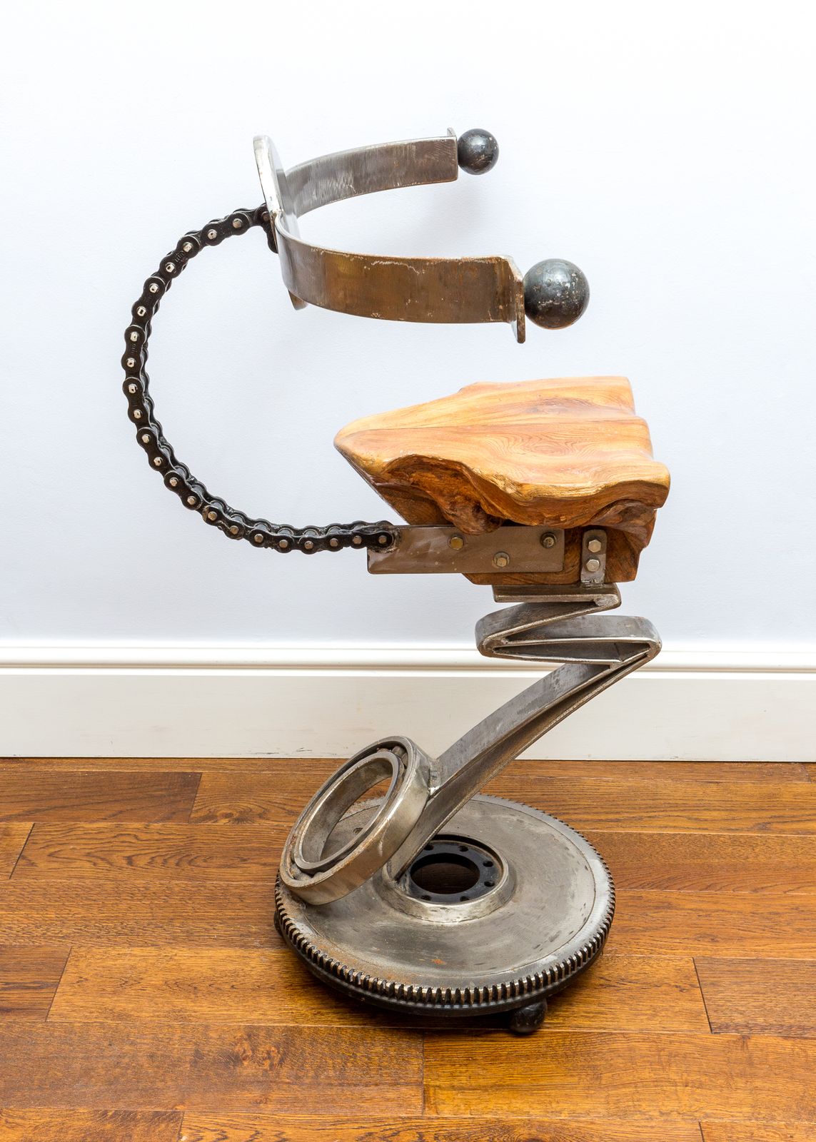 photo vintage Sculptural Barstool Mechanical Industrial Brutalist Salvaged Steampunk Statement Chair Mancave