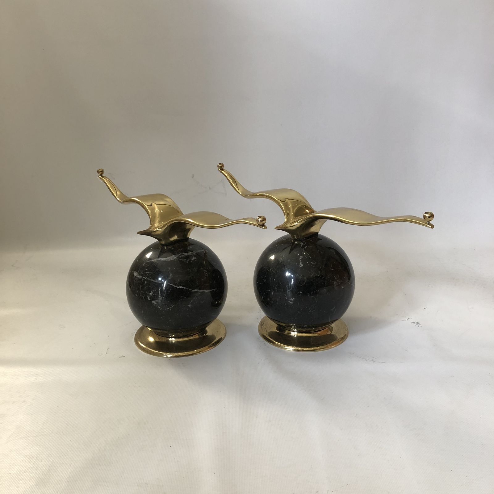 Hollywood Regency Marble Brass Birds Glass Coffee Table 1970s Gold 80s Albatross photo vinterior
