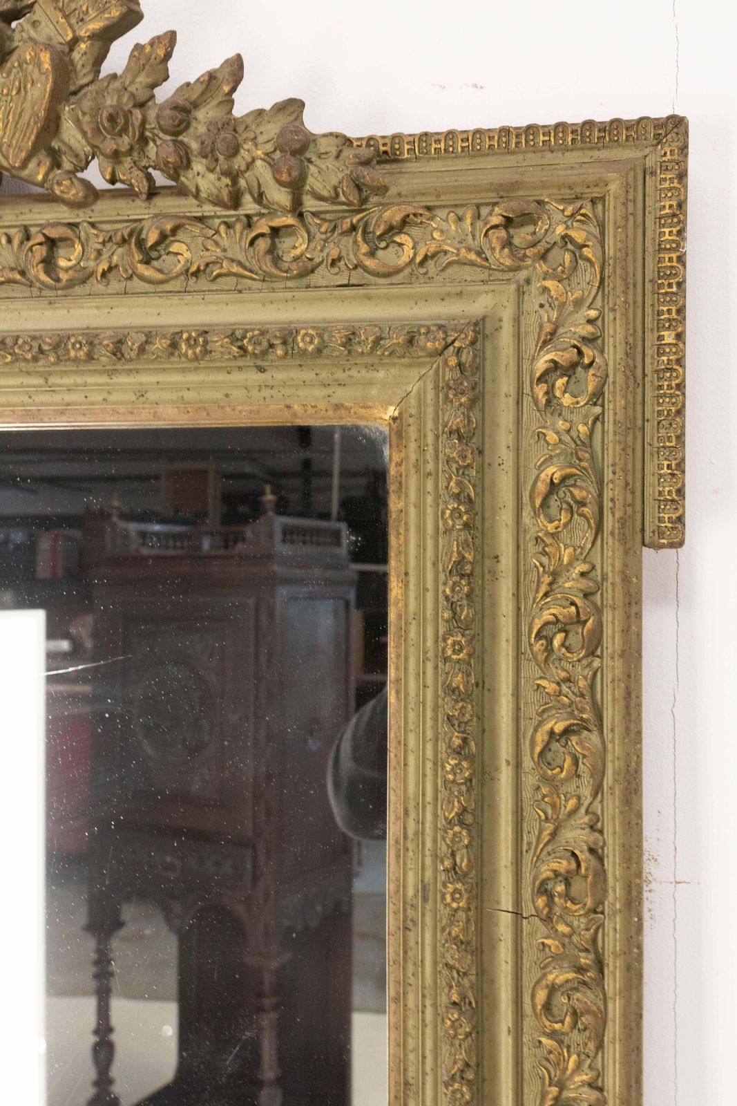 Miroir français en stuc à patine bronze, décors végétaux, Napoléon III, vers 1890 photo vinterior