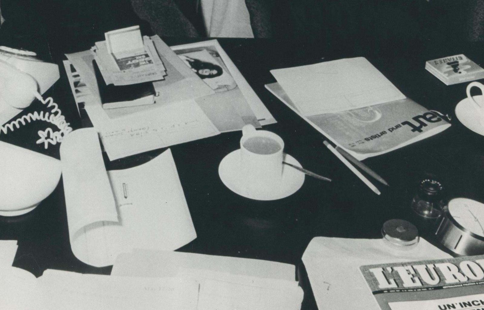 John Lennon And Yoko Ono, Black And White Photography, 1970s, 23,7 X 17,7 Cm photo furniture