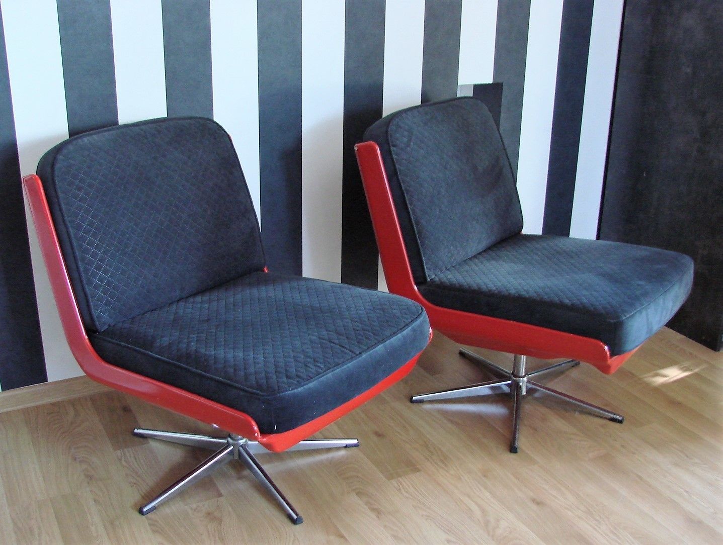 photo buy Pair Of Dinna Veb Mobel Kombinat Armchairs, Germany 1960s