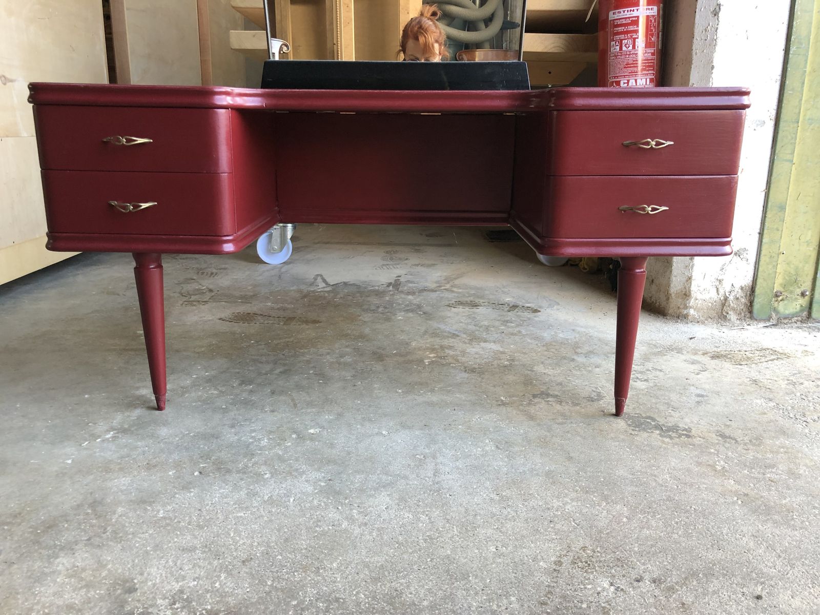 Bordeaux Consolle With 50s Mirror photo 3968.0