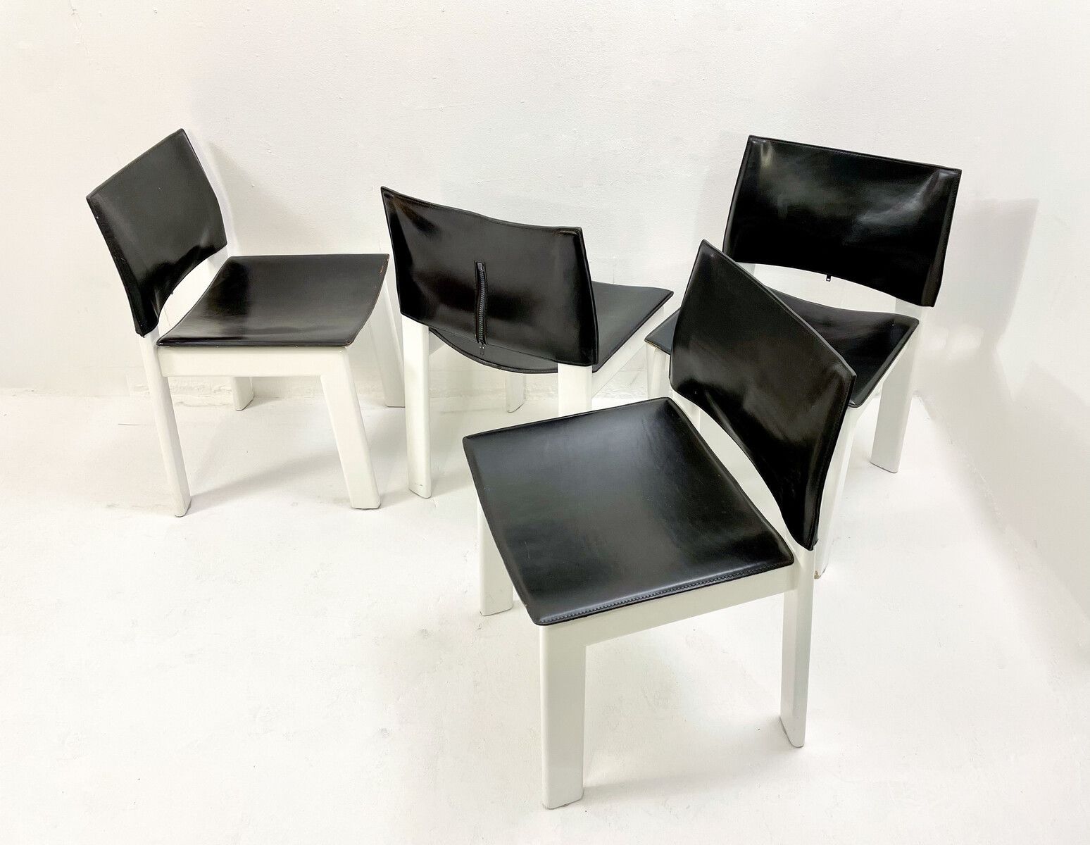 Set Of 4 Mid Century Black & White Wooden Leather Chairs photo furniture