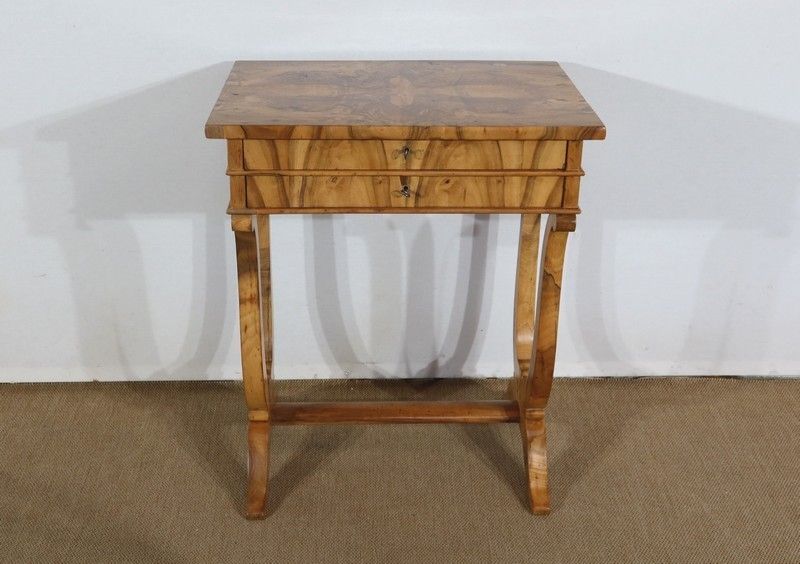 Small Walnut Salon Table, Restoration Period, Early 19th Century
