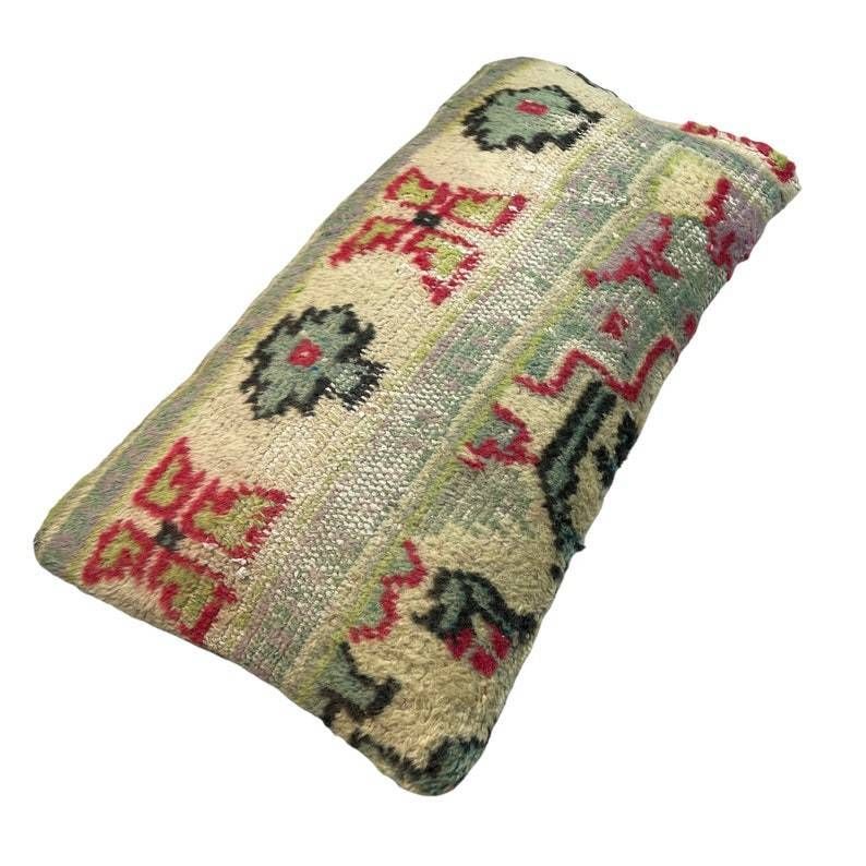 Vintage Hand Made Rug Cushion Cover 30 X 60 Cm Decorative Rug Pillow Cover Large Vintage Turkish Rug Cushion Cover photo vinterior