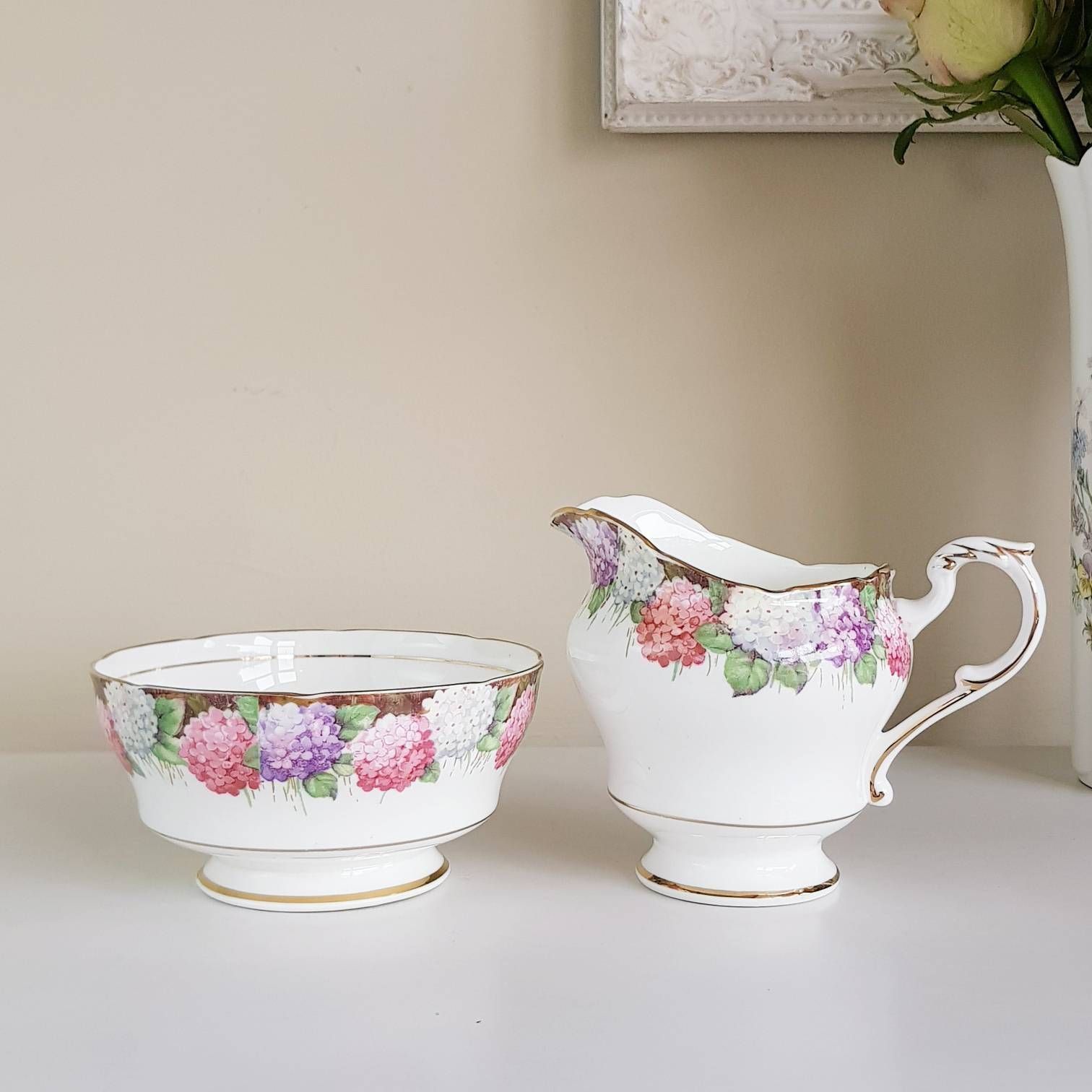 Paragon Hydrangea Set, Fijn Beenderporselein, Made In England